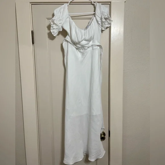 Petal and Pup White Midi Dress - Picture 2 of 5